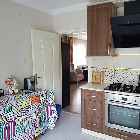 Alacati'da Bahceli 3+1 Cesme
